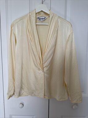 Vintage Alexandria 100% Silk Blouse Cream Ivory Size 6 Luxury Longsleeve
